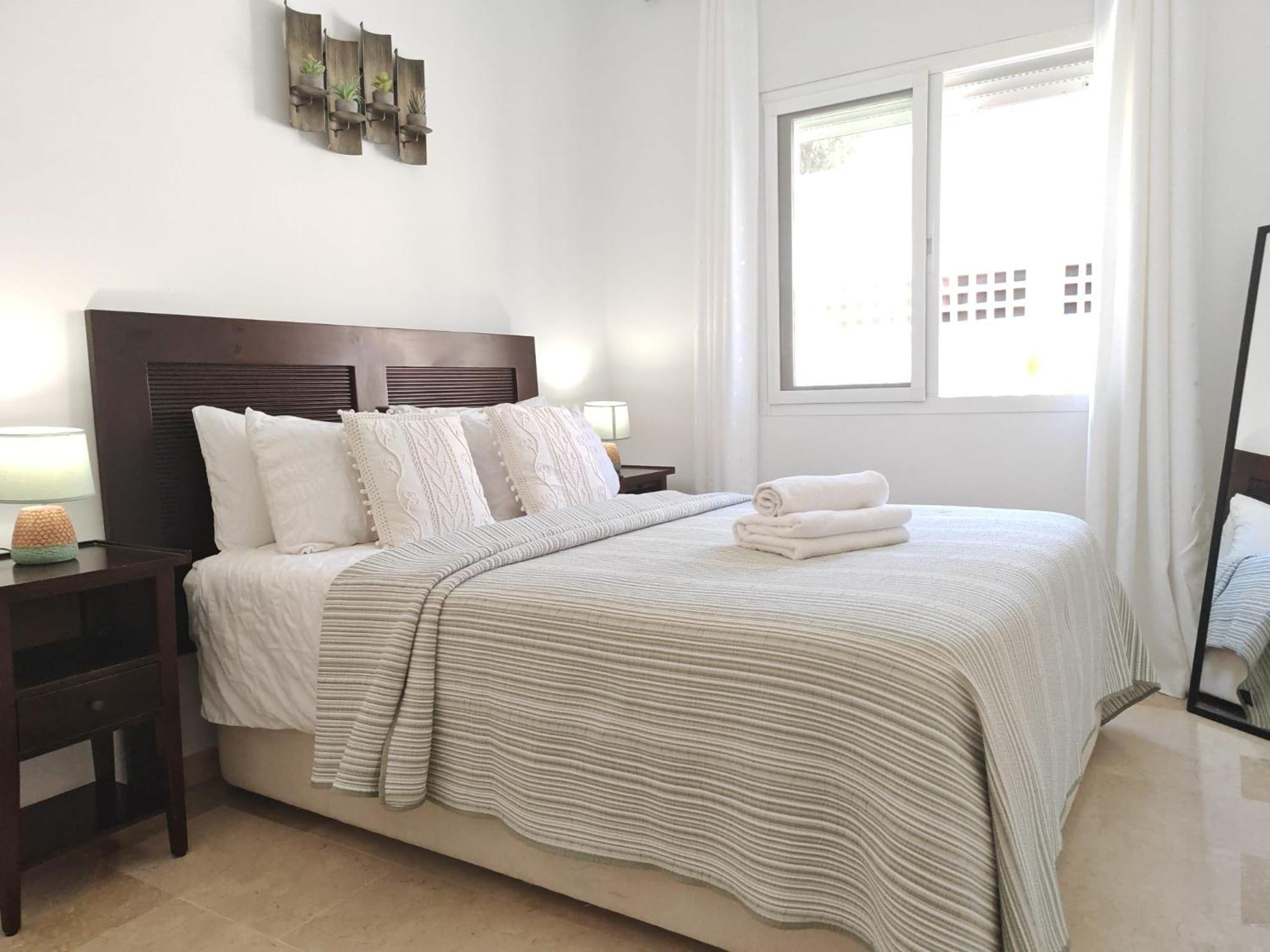 Beachfront Townhouse Estepona Exterior photo